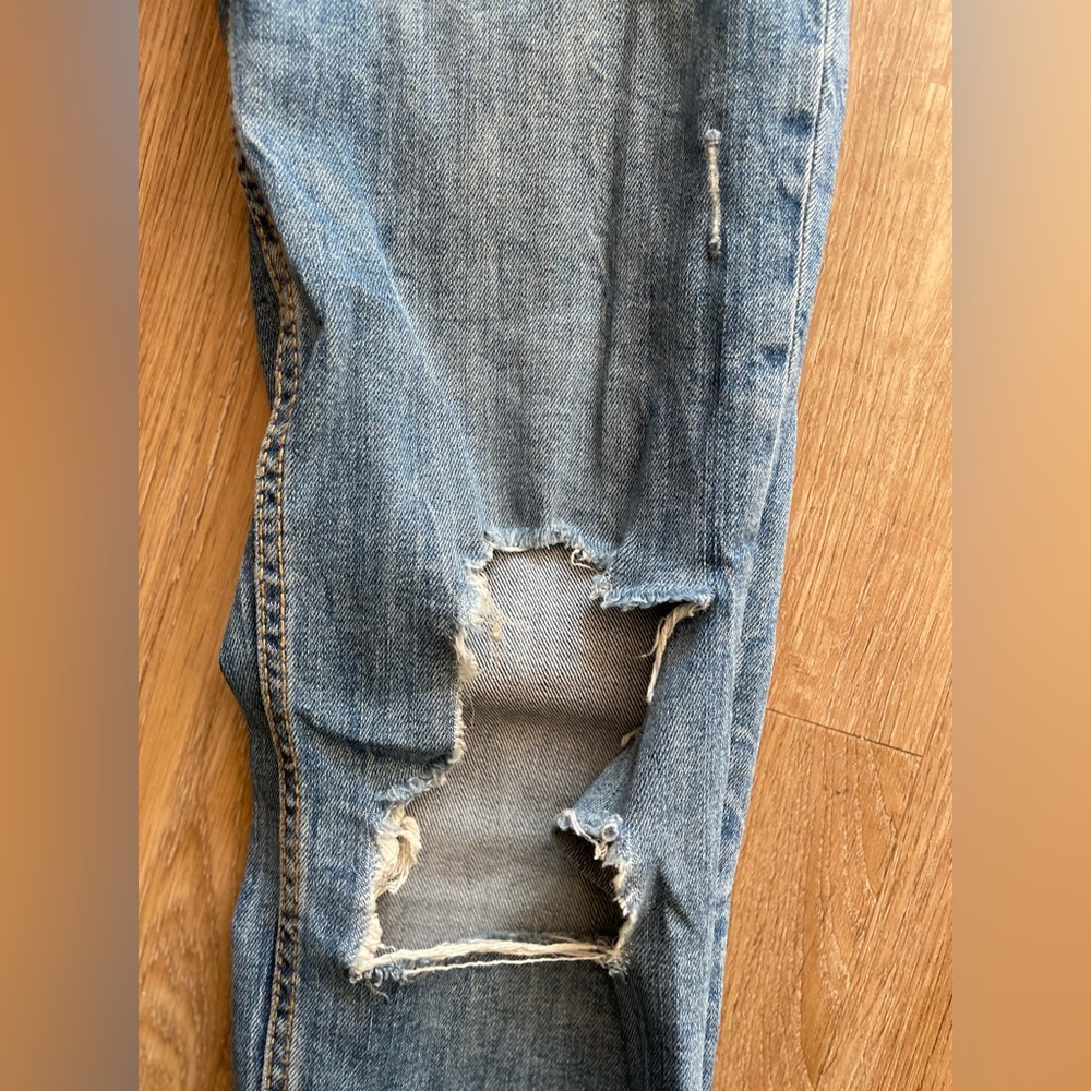 Zara Trafaluc Ripped Jeans - Picture 3 of 12